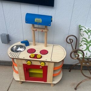 Kids wood play kitchen